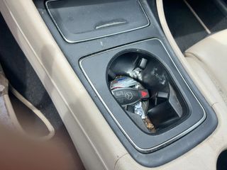 2018 Mercedes-Benz CLA 250 - Interior Steering Wheel With Keys Image